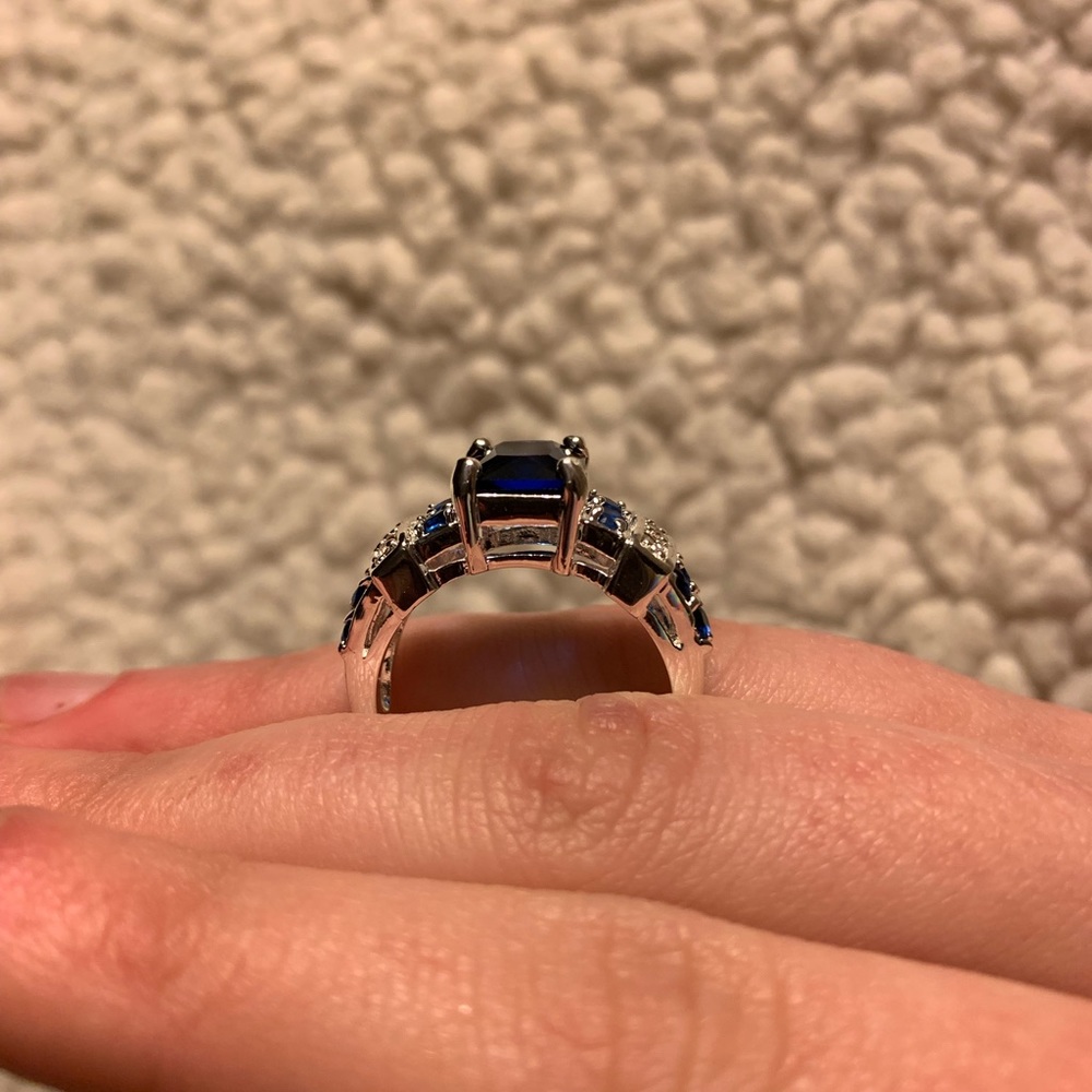 Sapphire Ring 💍💎 - Picture 3 of 6